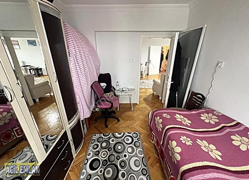 Acil Emlaktan Gazino Yakını Katta Manzaralı Satılık Daire - Görsel 15