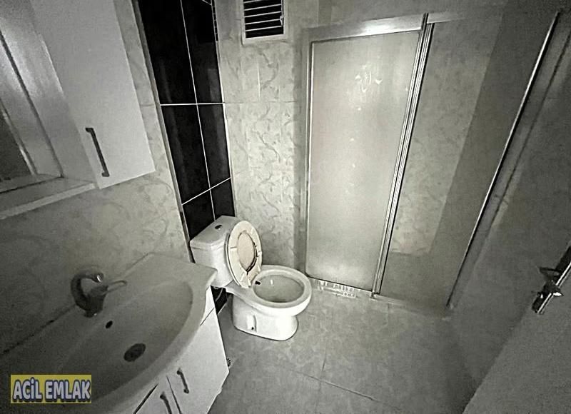 Acil Emlaktan Gazeller Cadde Yakını Yeni Binada Kiralık Daire - Görsel 2