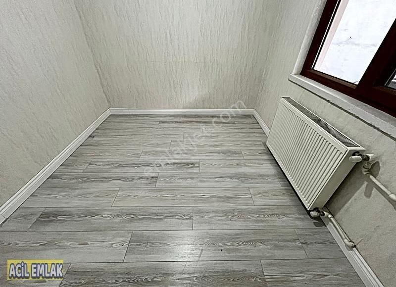 Acil Emlaktan Hastane Yakını Lüks Yapılı Kiralık Daire - Görsel 7