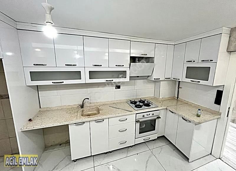 Acil Emlaktan Hastane Yakını Lüks Yapılı Kiralık Daire - Görsel 6