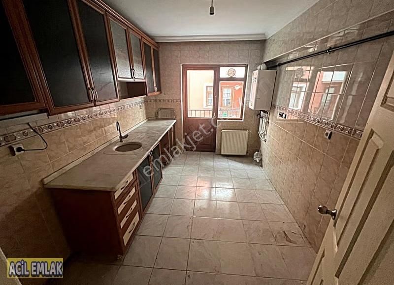 Acil Emlaktan 19 Mayıs Cadde Yakını Katta Ön Cephe Satılık Daire - Görsel 15