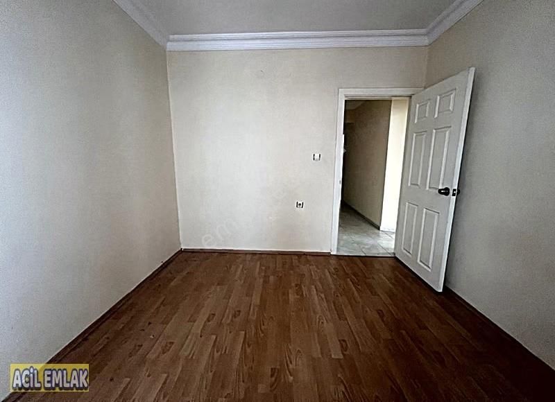 Acil Emlaktan 19 Mayıs Cadde Yakını Katta Ön Cephe Satılık Daire - Görsel 9