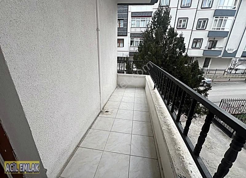 Acil Emlaktan 19 Mayıs Cadde Yakını Katta Ön Cephe Satılık Daire - Görsel 6