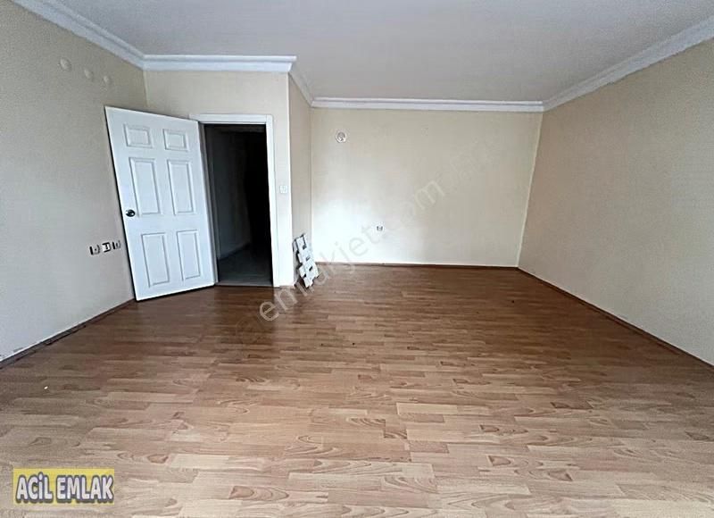Acil Emlaktan 19 Mayıs Cadde Yakını Katta Ön Cephe Satılık Daire - Görsel 8