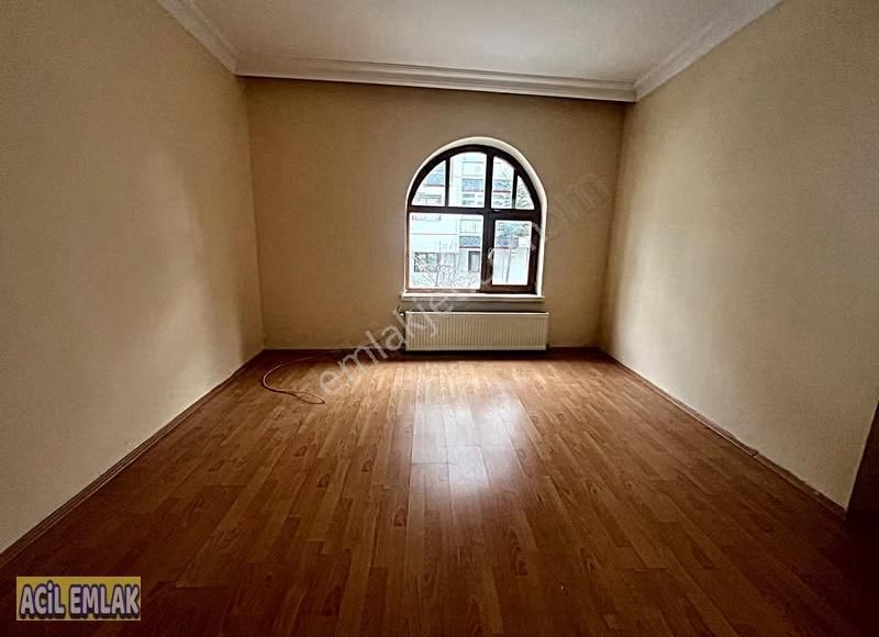 Acil Emlaktan 19 Mayıs Cadde Yakını Katta Ön Cephe Satılık Daire - Görsel 12
