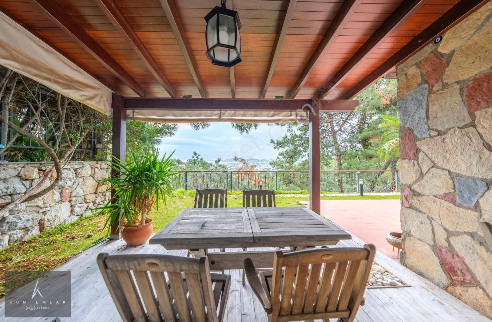 Bodrum Merkez'de Çam Ağaçları İçerisinde Satılık Müstakil Ev - Görsel 16