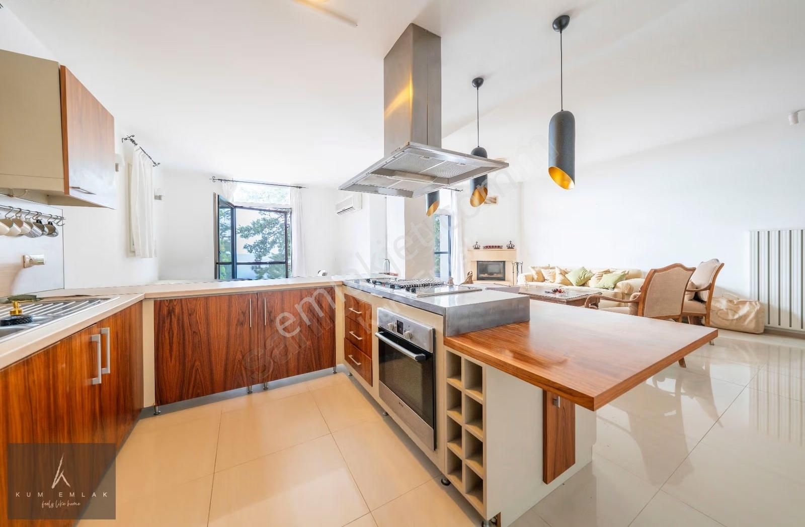 Bodrum Merkez'de Çam Ağaçları İçerisinde Satılık Müstakil Ev - Görsel 13