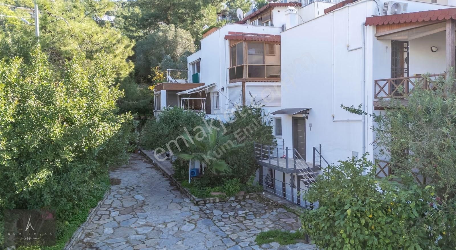 Bodrum Kumbahçe'de Satılık Kale Manzaralı Tripleks - Görsel 2