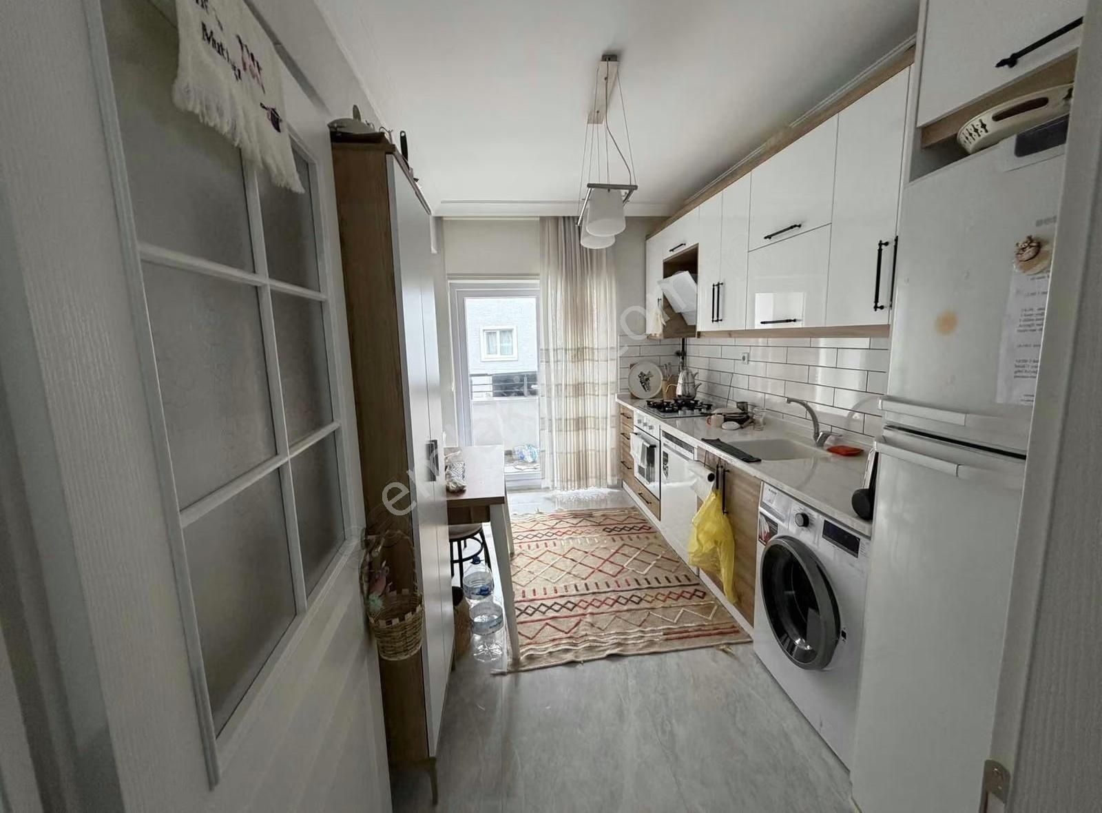 Elit Emlaktan Kurtuluş Mah 2+1 Satlık Ara Kat