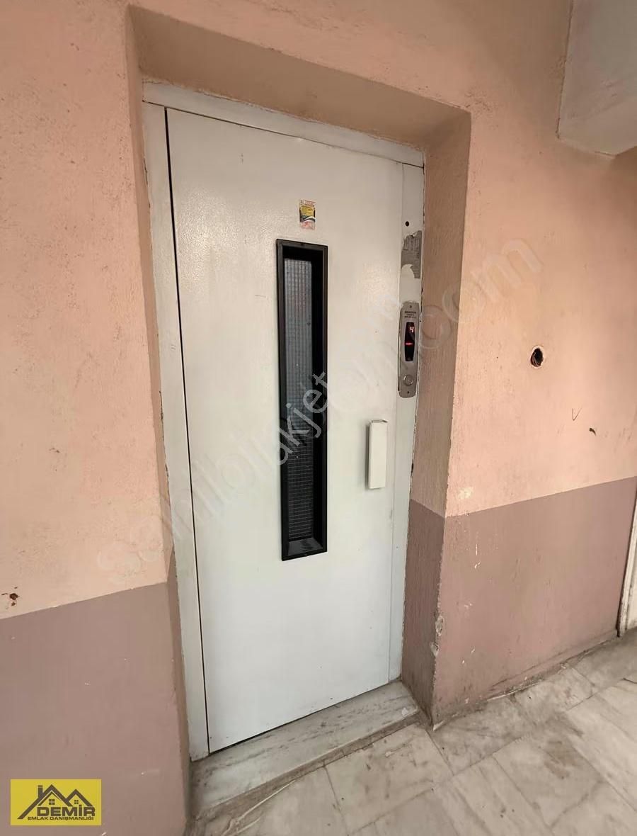 Demir Emlaktan İstasyon Mahallesinde Satılık Asansörlü 3+1 - Görsel 12