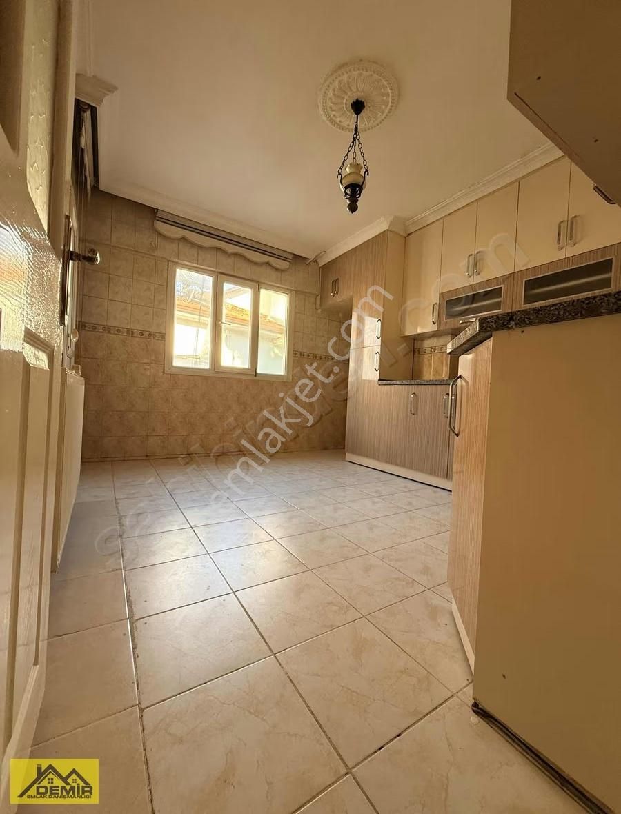 Demir Emlaktan İstasyon Mahallesinde Satılık Asansörlü 3+1 - Görsel 14