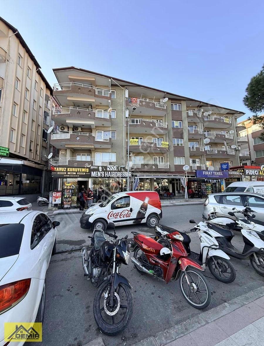 Demir Emlaktan İstasyon Mahallesinde Satılık Asansörlü 3+1 - Görsel 18