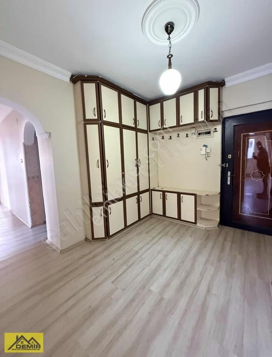 Demir Emlaktan İstasyon Mahallesinde Satılık Asansörlü 3+1 - Görsel 3