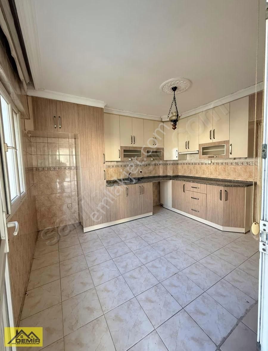 Demir Emlaktan İstasyon Mahallesinde Satılık Asansörlü 3+1 - Görsel 15