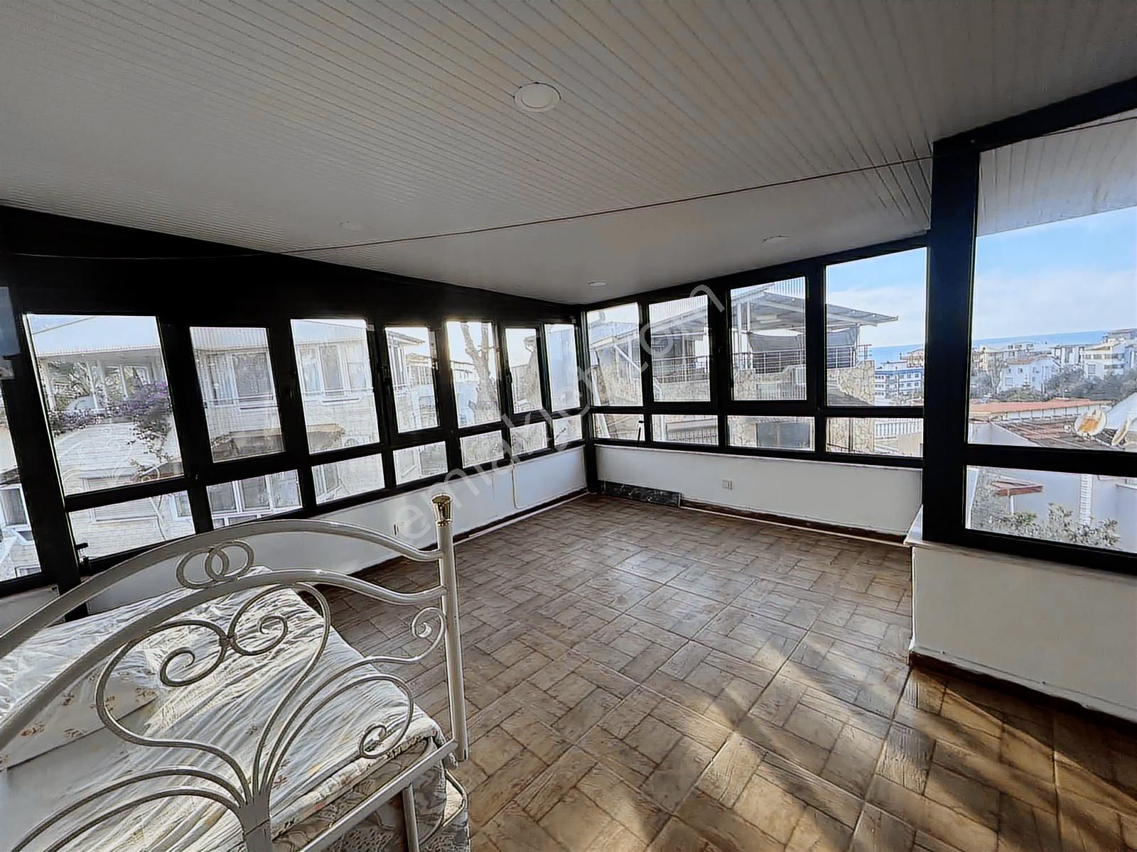 Kuşadası Kadınlardenizinde Geniş Lüks Tripleks 4+1 Yazlık - Görsel 7