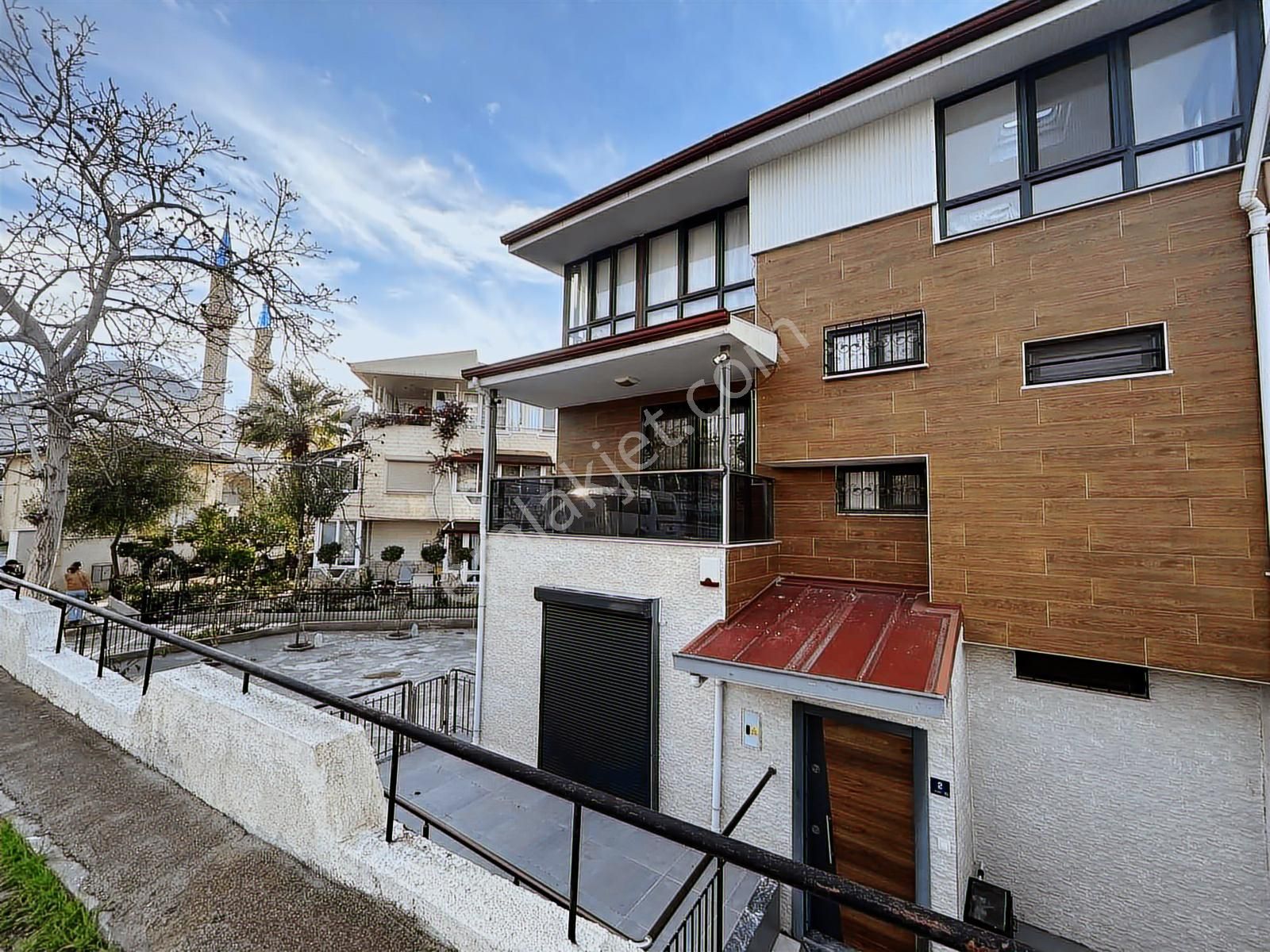 Kuşadası Kadınlardenizinde Geniş Lüks Tripleks 4+1 Yazlık - Görsel 34