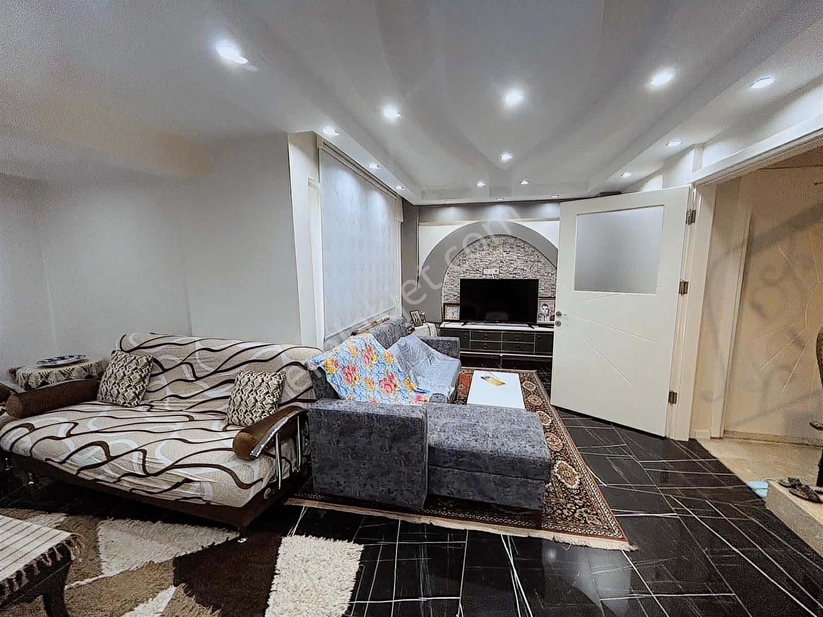 Kuşadası Kadınlardenizinde Geniş Lüks Tripleks 4+1 Yazlık - Görsel 33