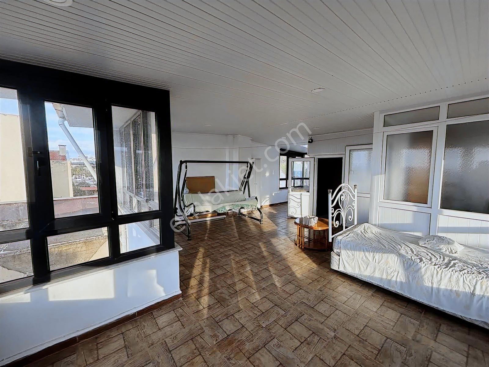 Kuşadası Kadınlardenizinde Geniş Lüks Tripleks 4+1 Yazlık - Görsel 6