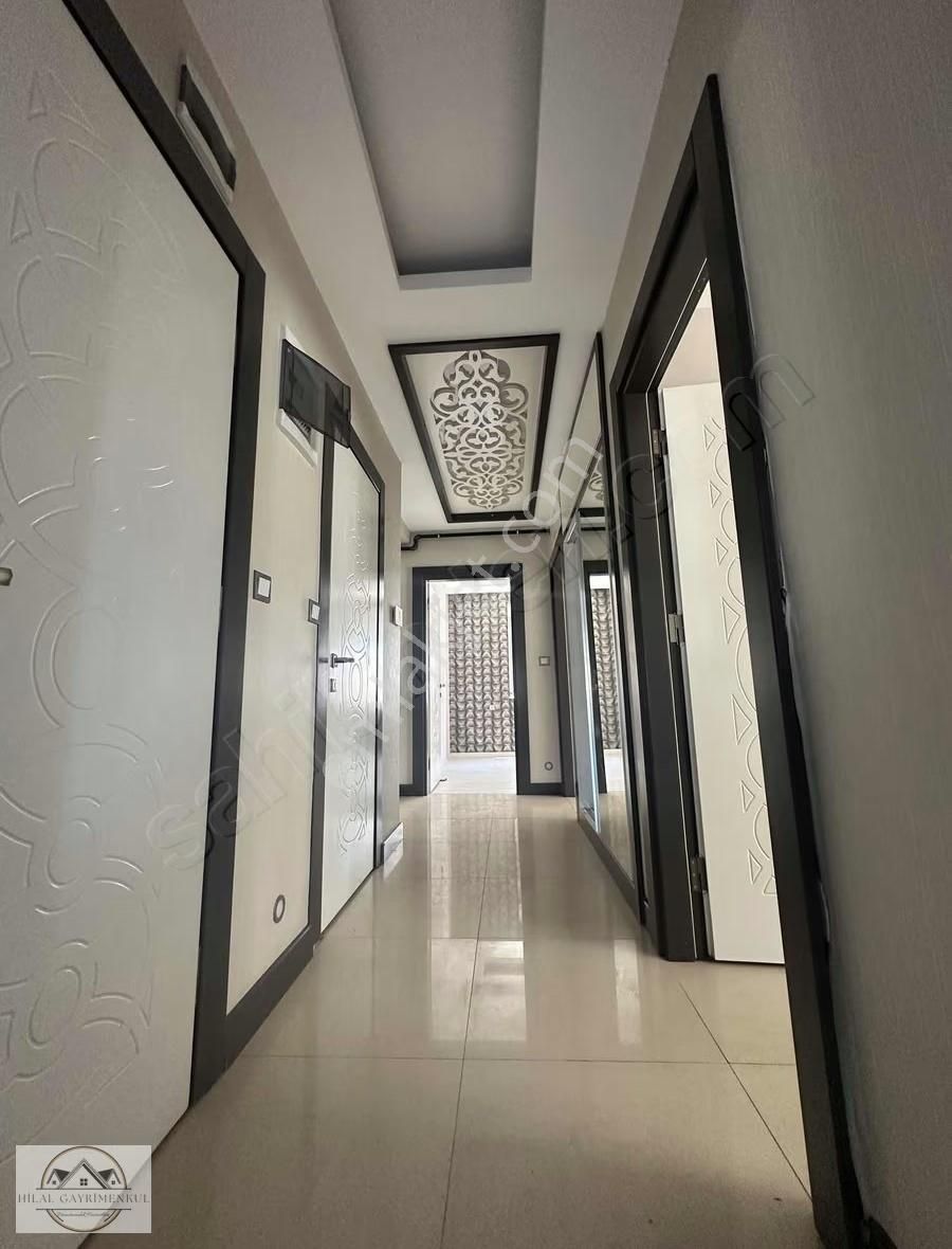 Hilal Gayrimenkulden Arakatta Temiz Geniş Asansörlü Kiralık*2+1* - Görsel 9