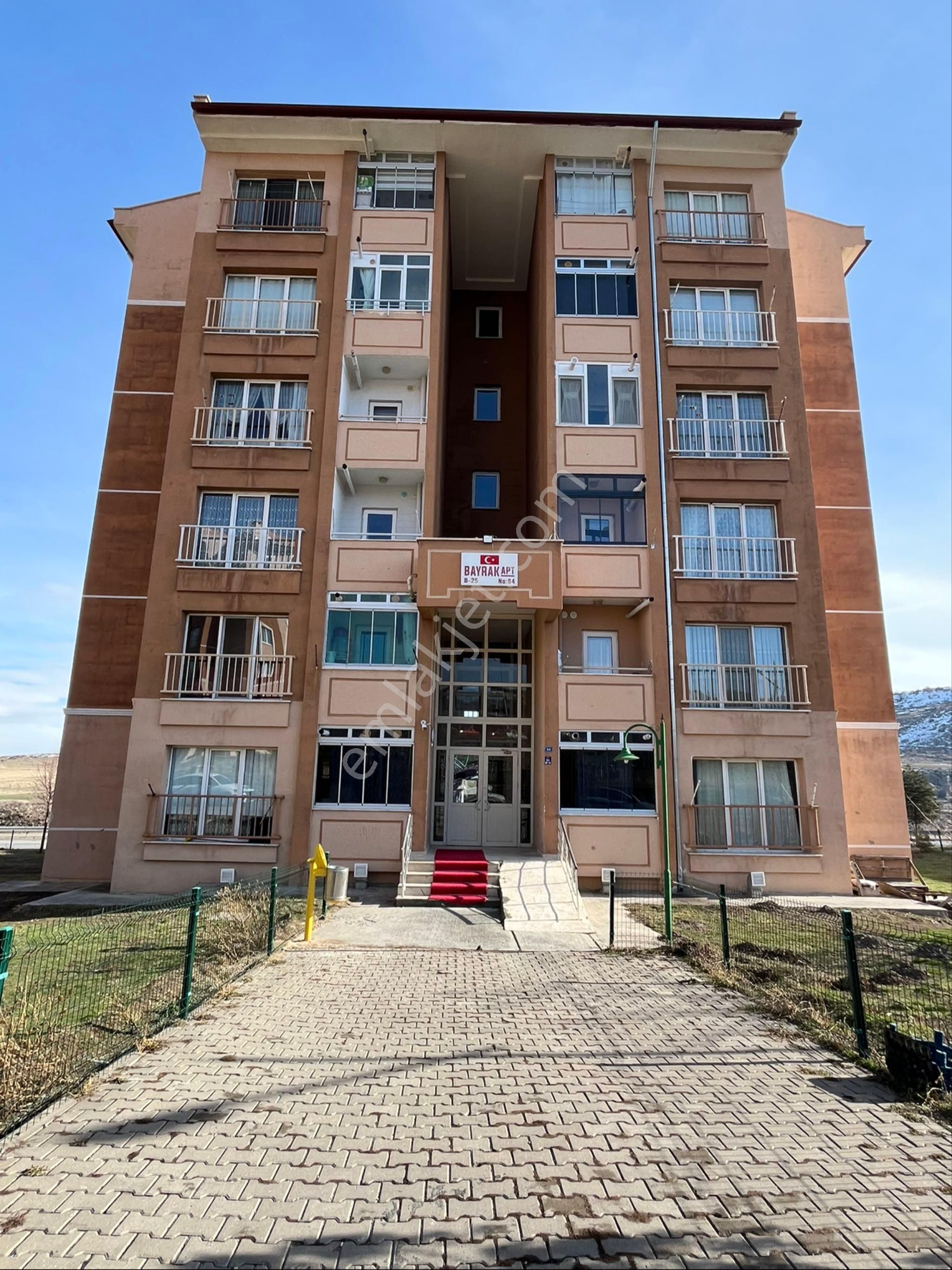 Kayseri Demokrasi Toki 8. Bölgede Full Yapılı 2+1 Satılık Daire