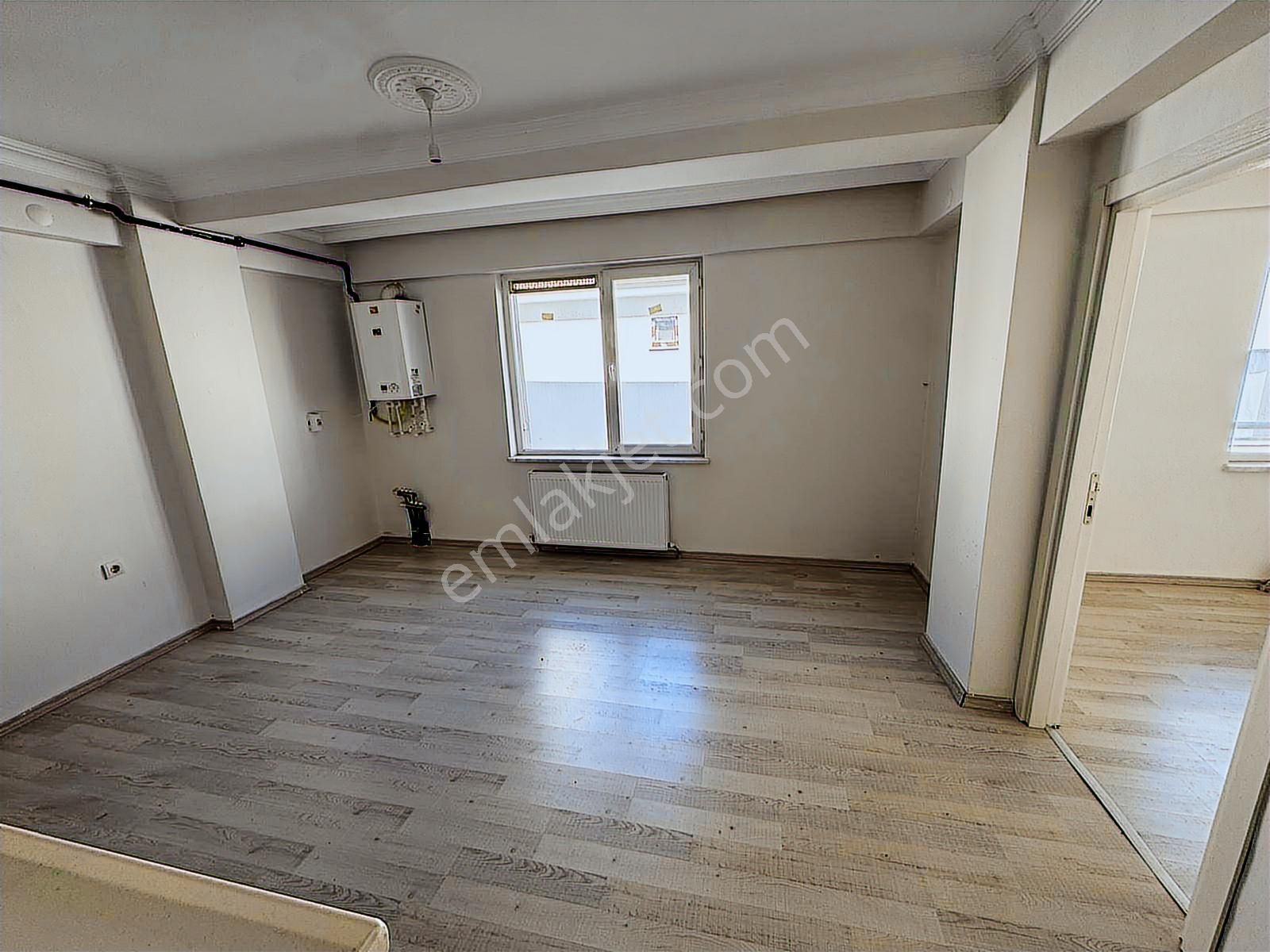 Oscar'dan Gündüz Ökçün Bulvarı Yakını 1+1 Daire - Görsel 5