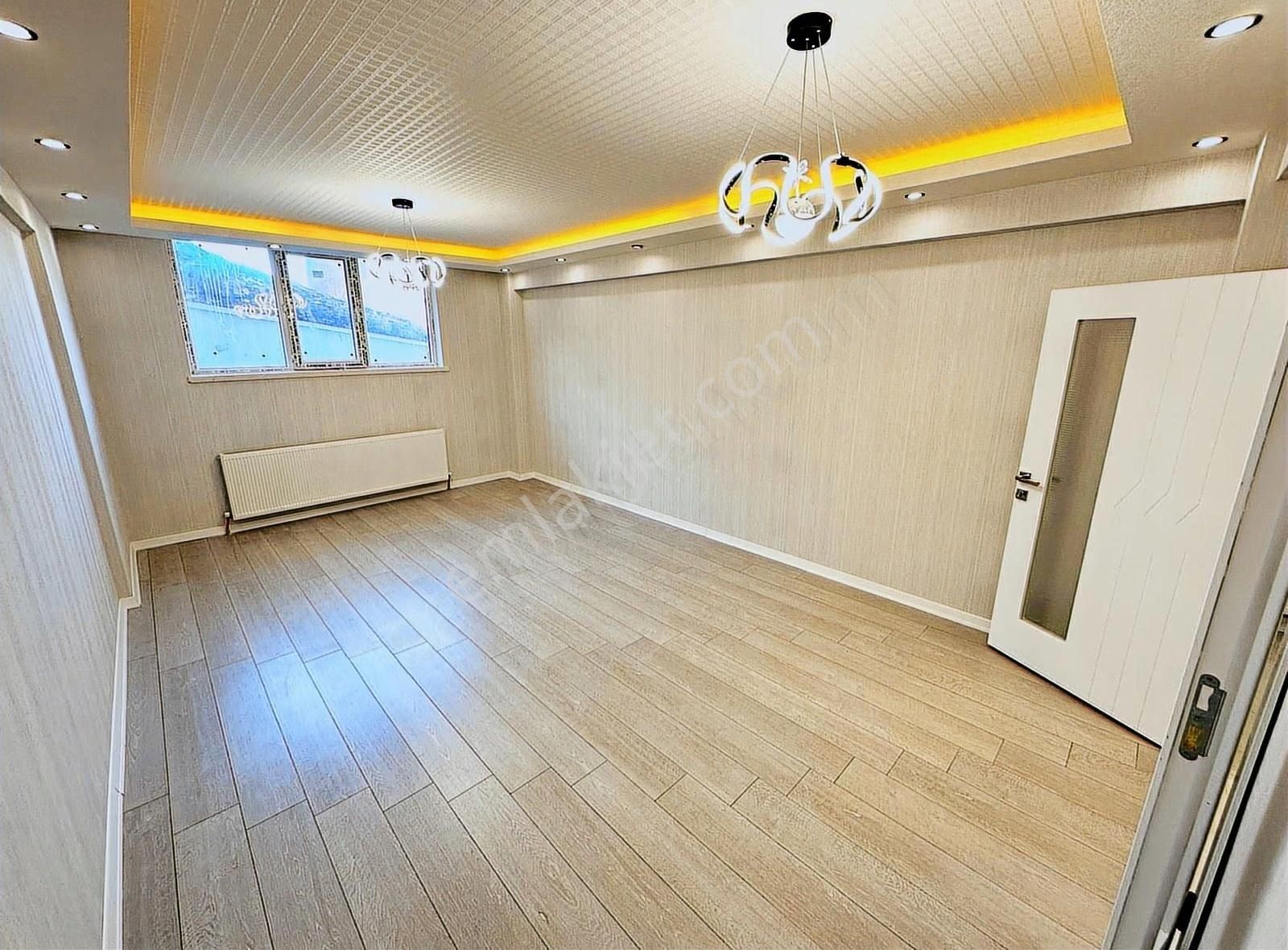 Özçelikler'den_katta_geniş_mutfaklı_park_manzaralı_yapılı_2+1_ - Görsel 28