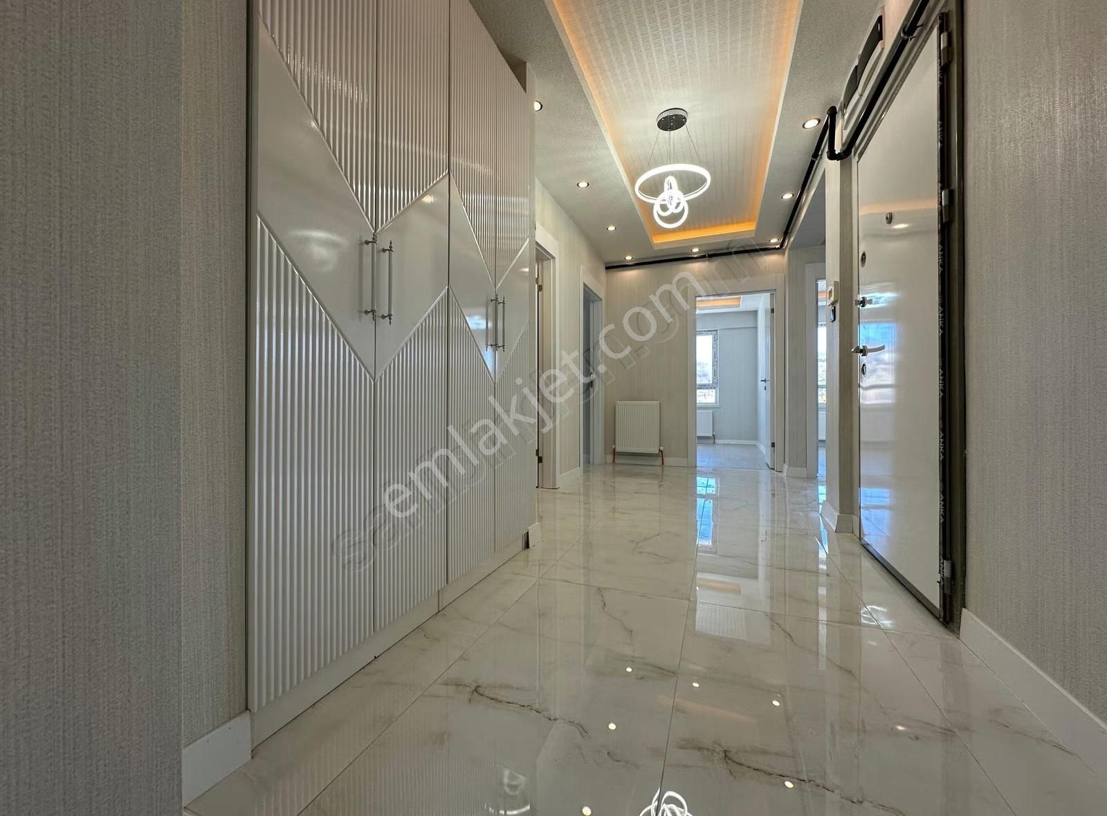 Özçelikler'den_katta_geniş_mutfaklı_park_manzaralı_yapılı_2+1_ - Görsel 29