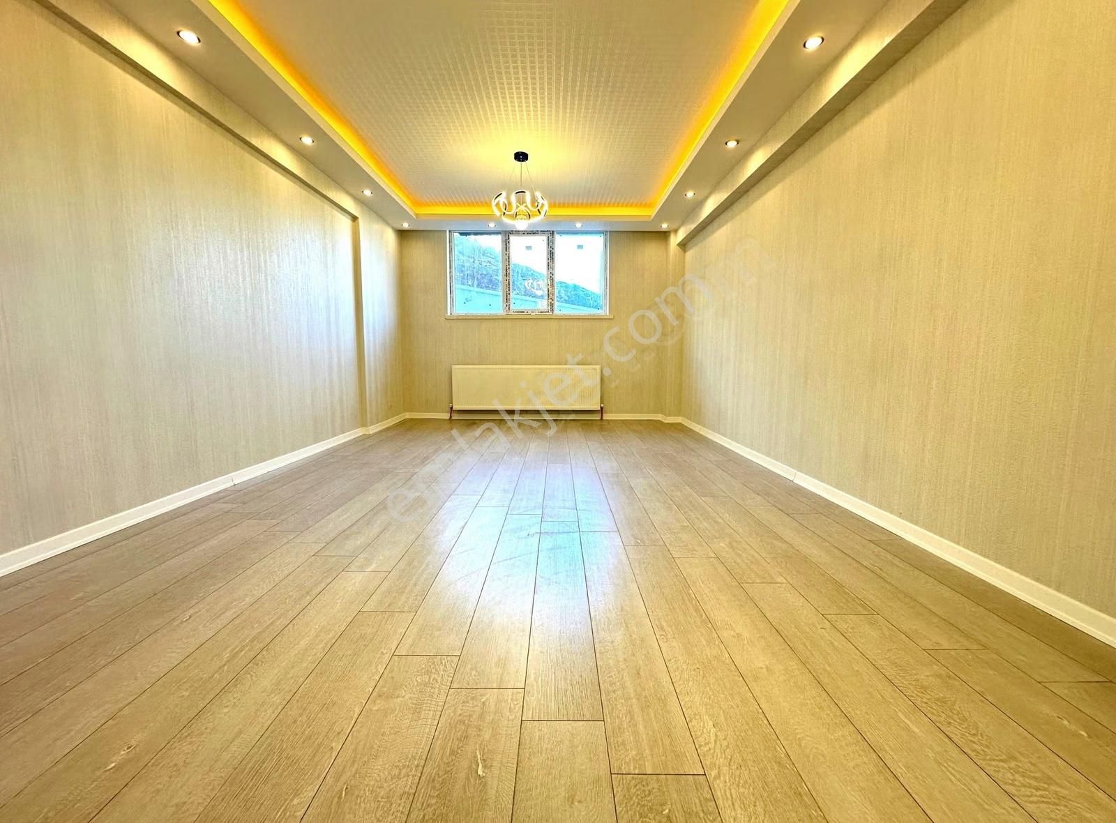 Özçelikler'den_katta_geniş_mutfaklı_park_manzaralı_yapılı_2+1_ - Görsel 10