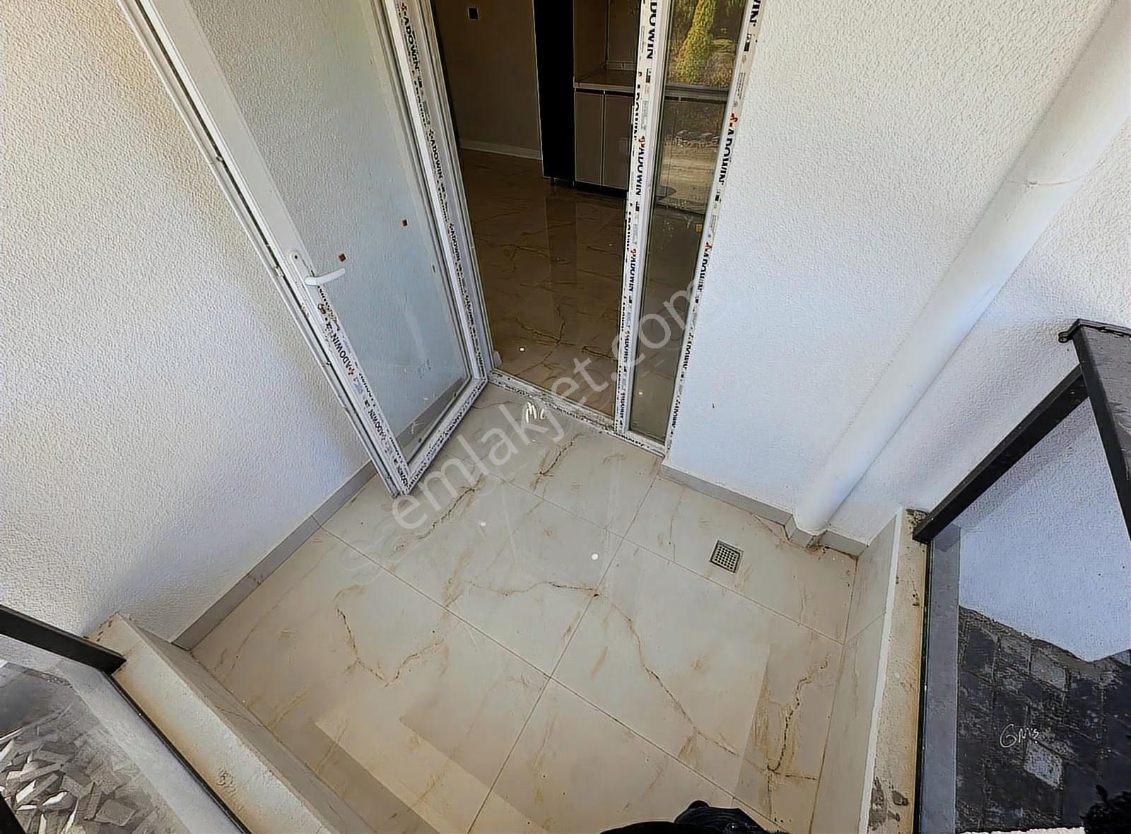 Özçelikler'den_katta_geniş_mutfaklı_park_manzaralı_yapılı_2+1_ - Görsel 3