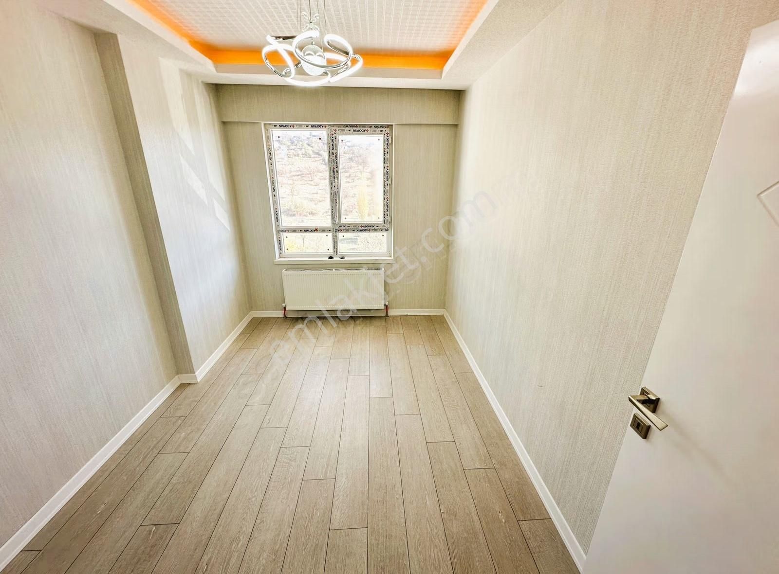 Özçelikler'den_katta_geniş_mutfaklı_park_manzaralı_yapılı_2+1_ - Görsel 6