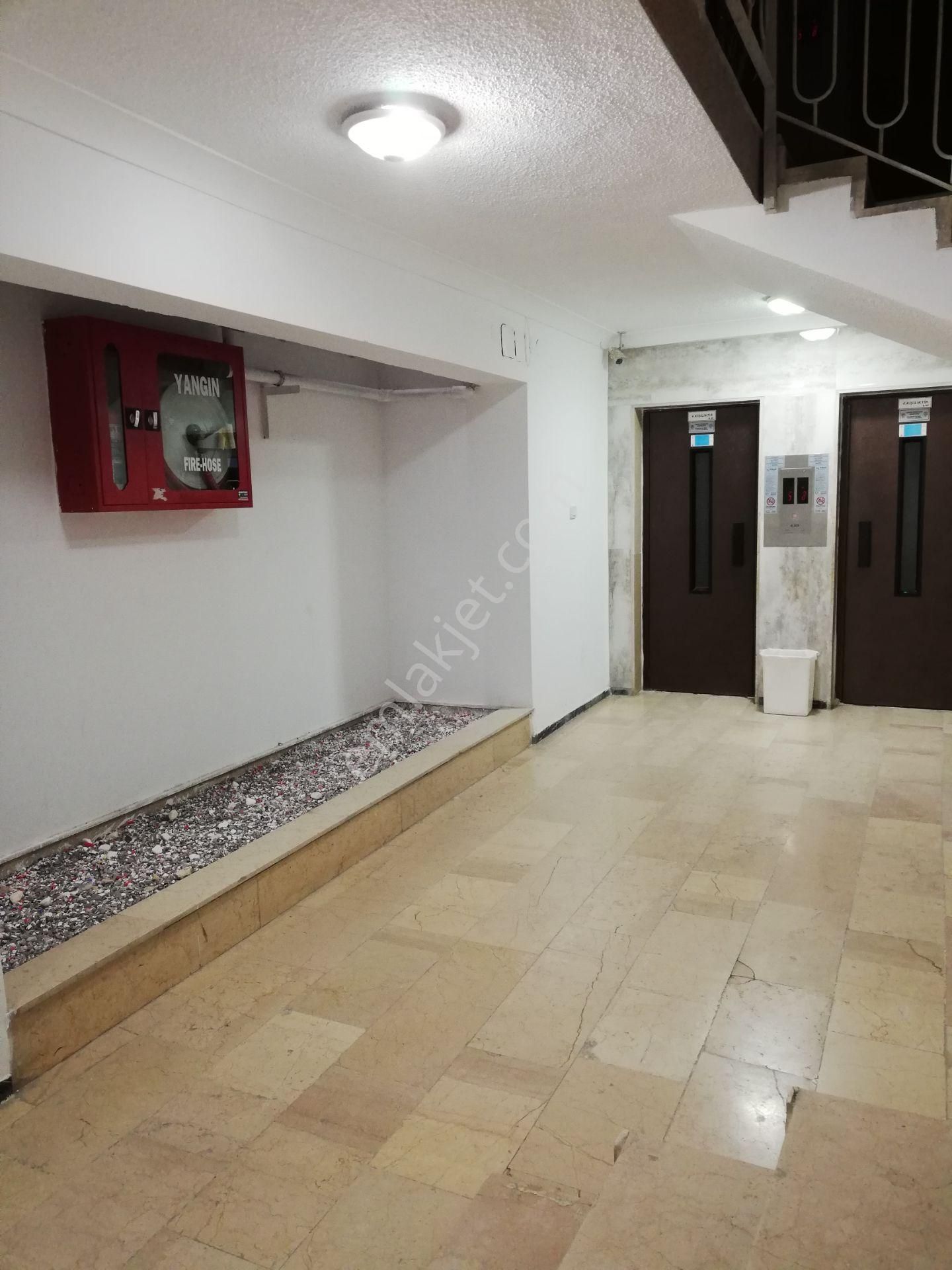 Sahibinden Keklikpınarında Dikmen Caddesi Yakını Ara Kat 3+1 140 M2 Ön Cephe Manzaralı Daire - Görsel 12