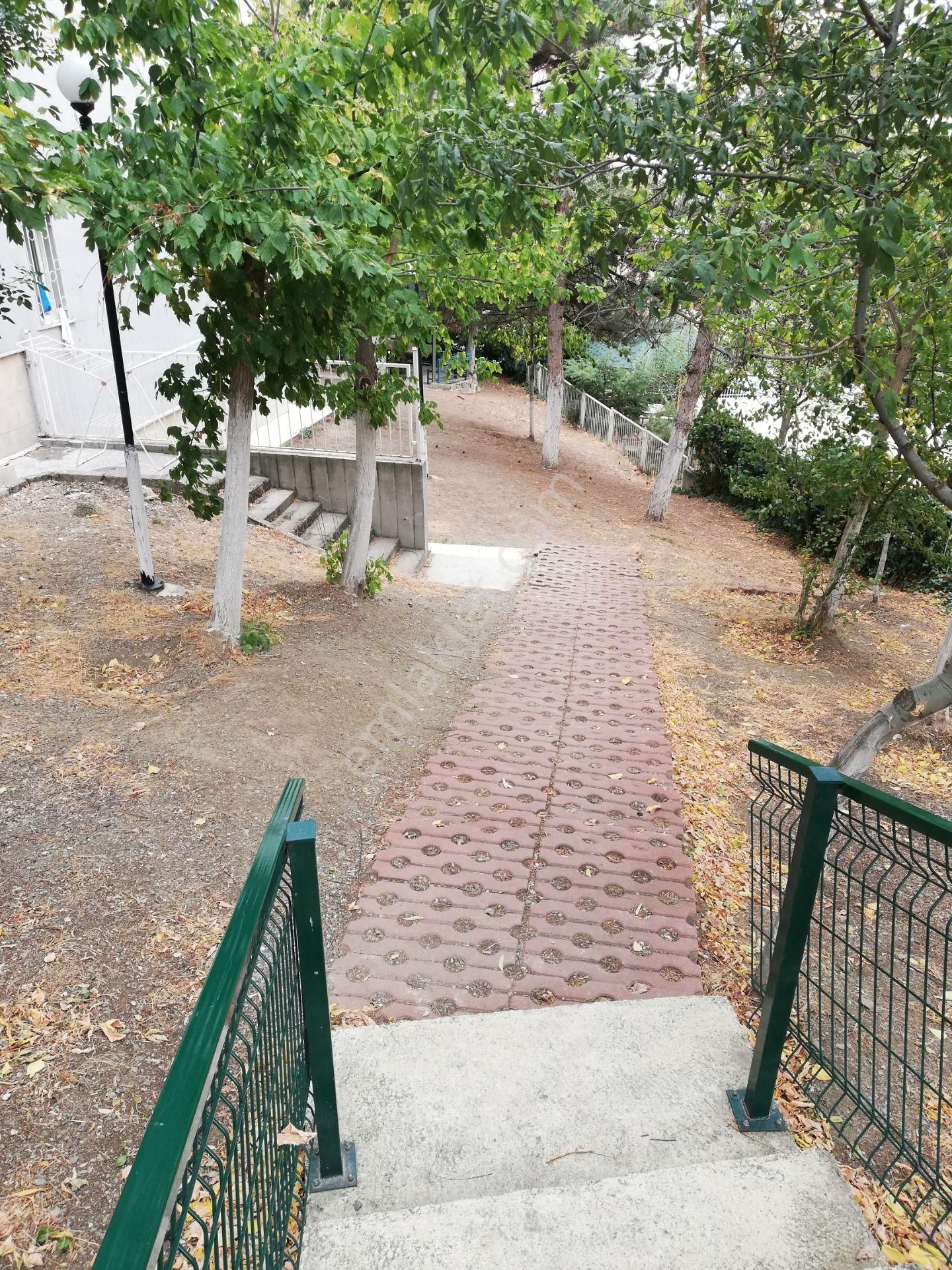 Sahibinden Keklikpınarında Dikmen Caddesi Yakını Ara Kat 3+1 140 M2 Ön Cephe Manzaralı Daire - Görsel 8