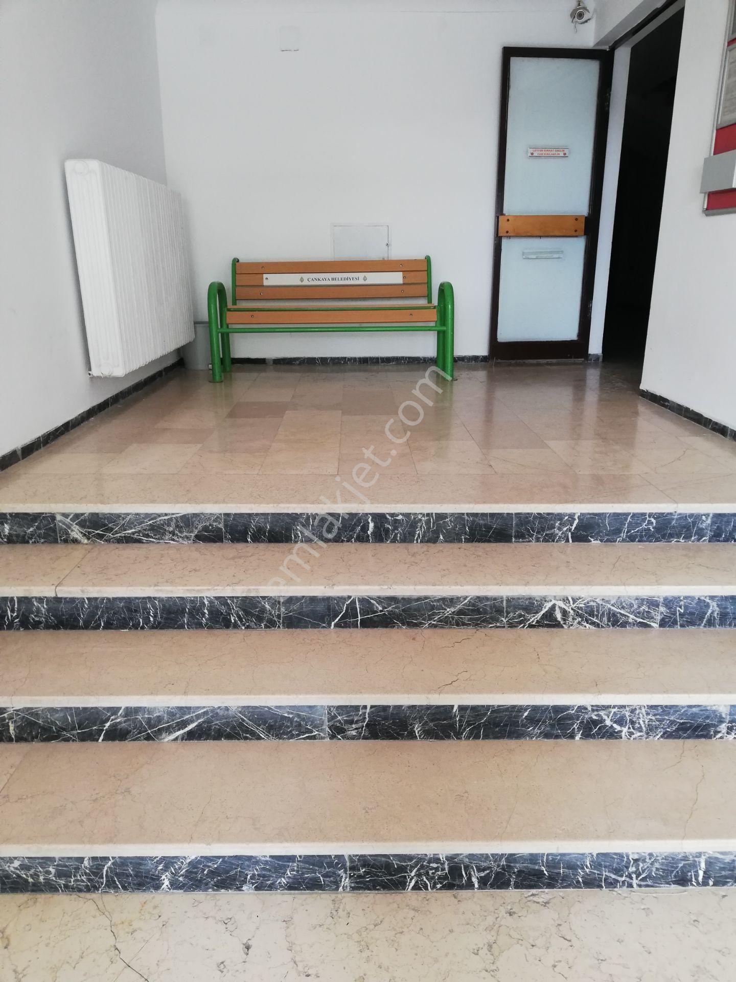 Sahibinden Keklikpınarında Dikmen Caddesi Yakını Ara Kat 3+1 140 M2 Ön Cephe Manzaralı Daire - Görsel 11