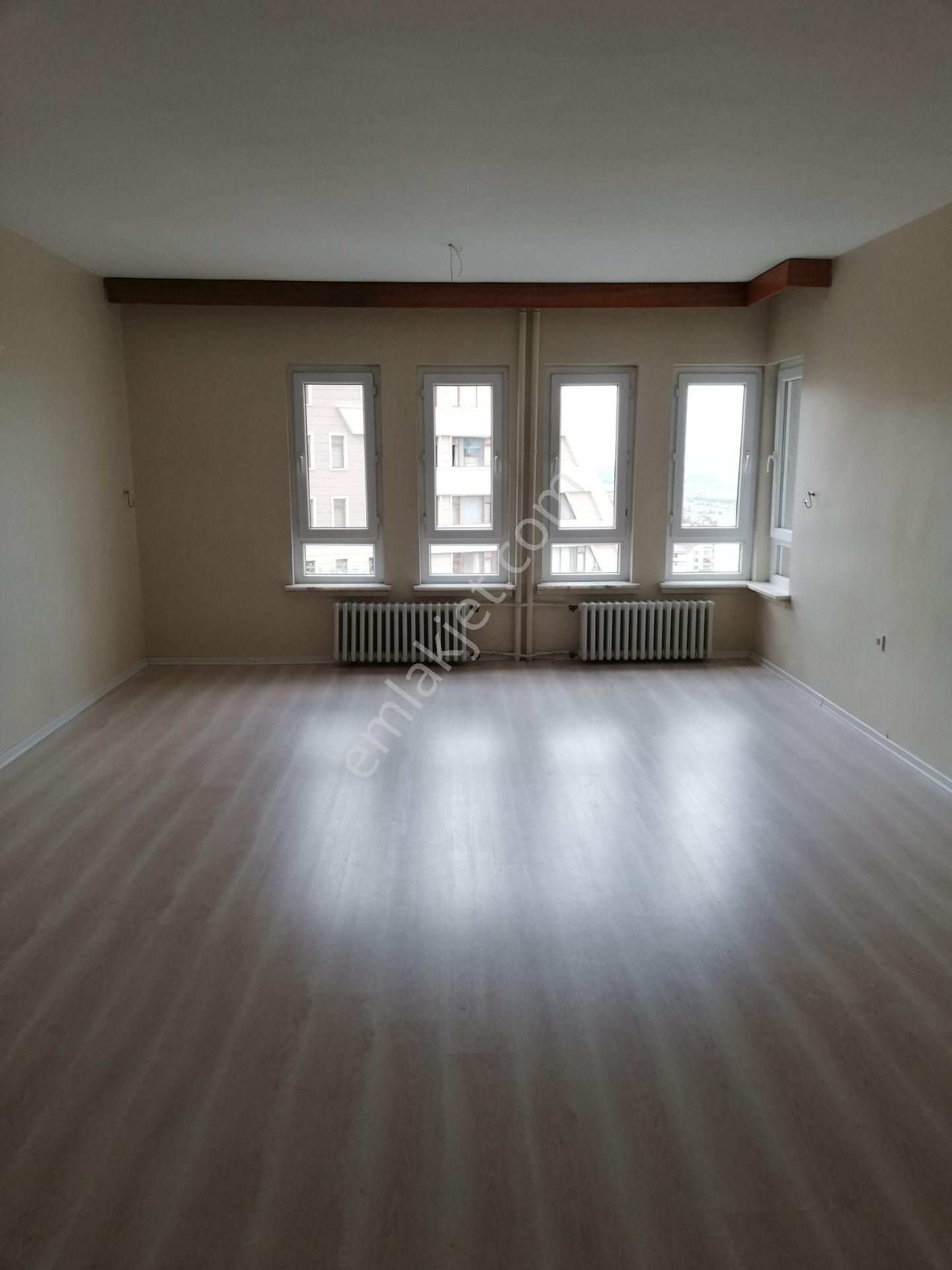 Sahibinden Keklikpınarında Dikmen Caddesi Yakını Ara Kat 3+1 140 M2 Ön Cephe Manzaralı Daire - Görsel 14