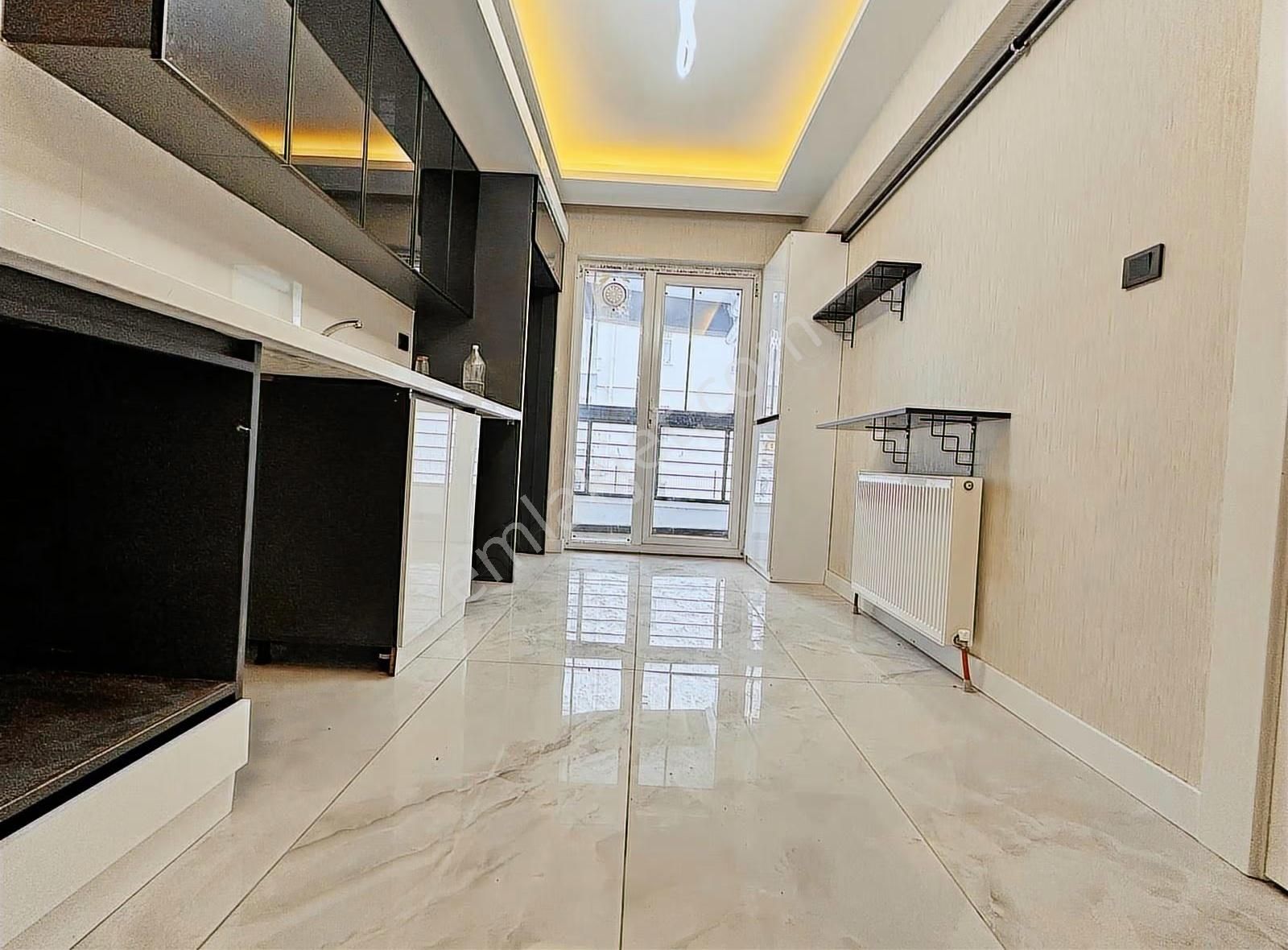 Özçelikler'den_cadde_yanı_merkezi_konum'da_masrafsız_3+1_daire_ - Görsel 5