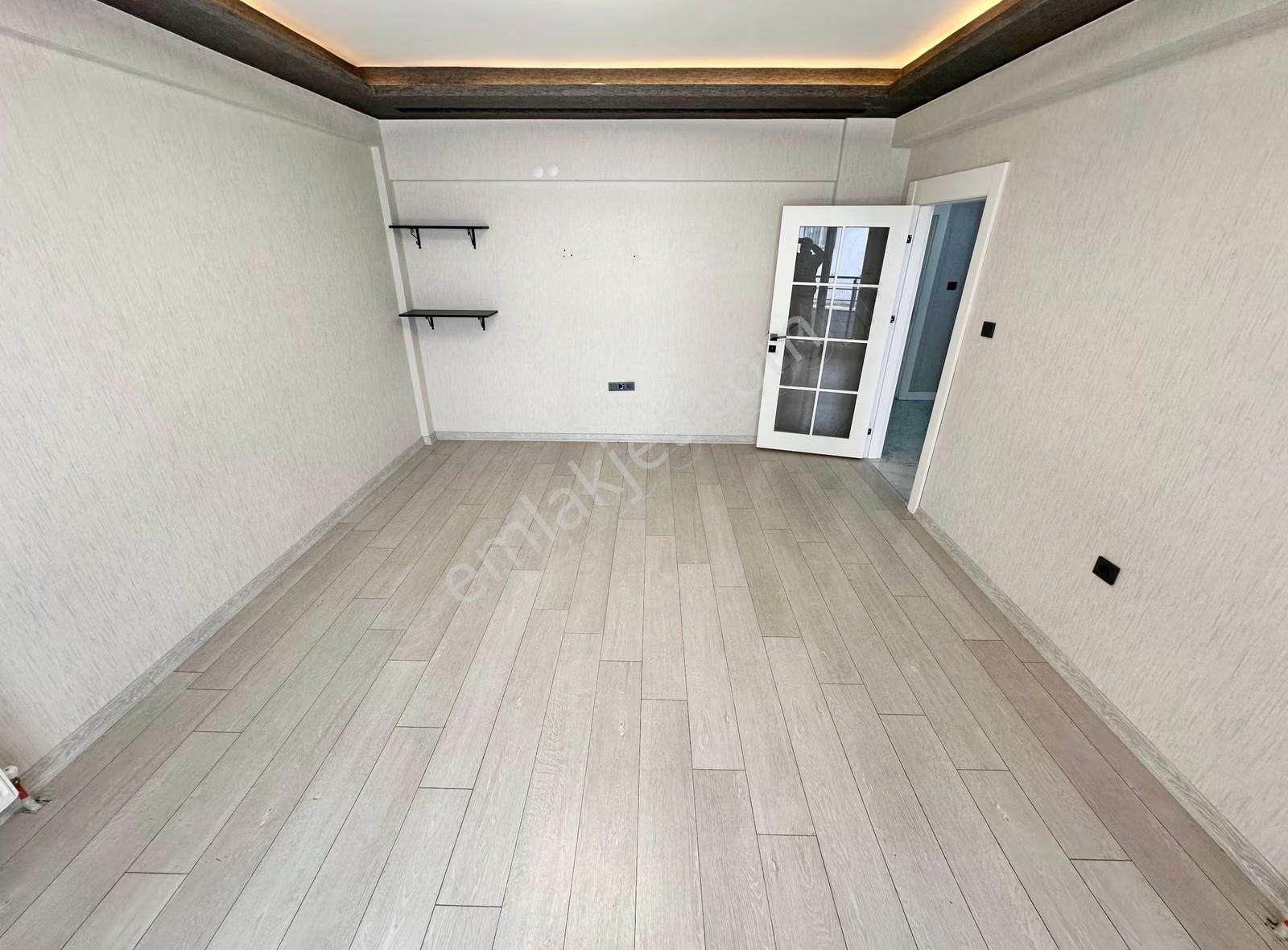 Özçelikler'den_cadde_yanı_merkezi_konum'da_masrafsız_3+1_daire_ - Görsel 12