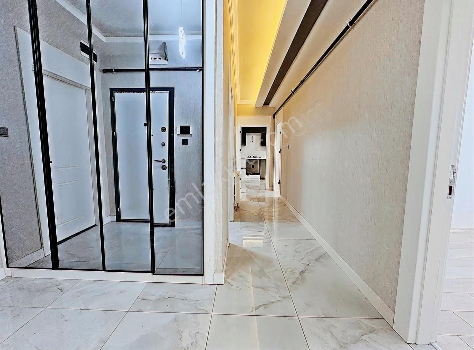 Özçelikler'den_cadde_yanı_merkezi_konum'da_masrafsız_3+1_daire_ - Görsel 35