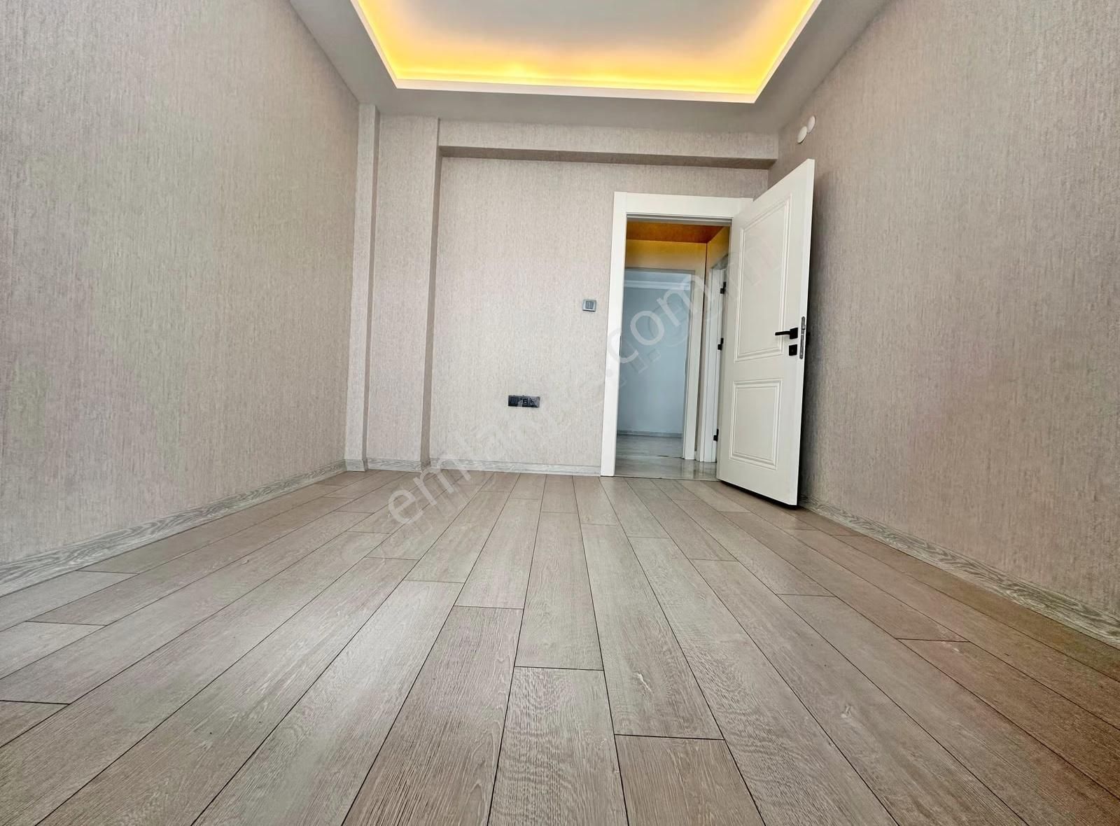 Özçelikler'den_cadde_yanı_merkezi_konum'da_masrafsız_3+1_daire_ - Görsel 9