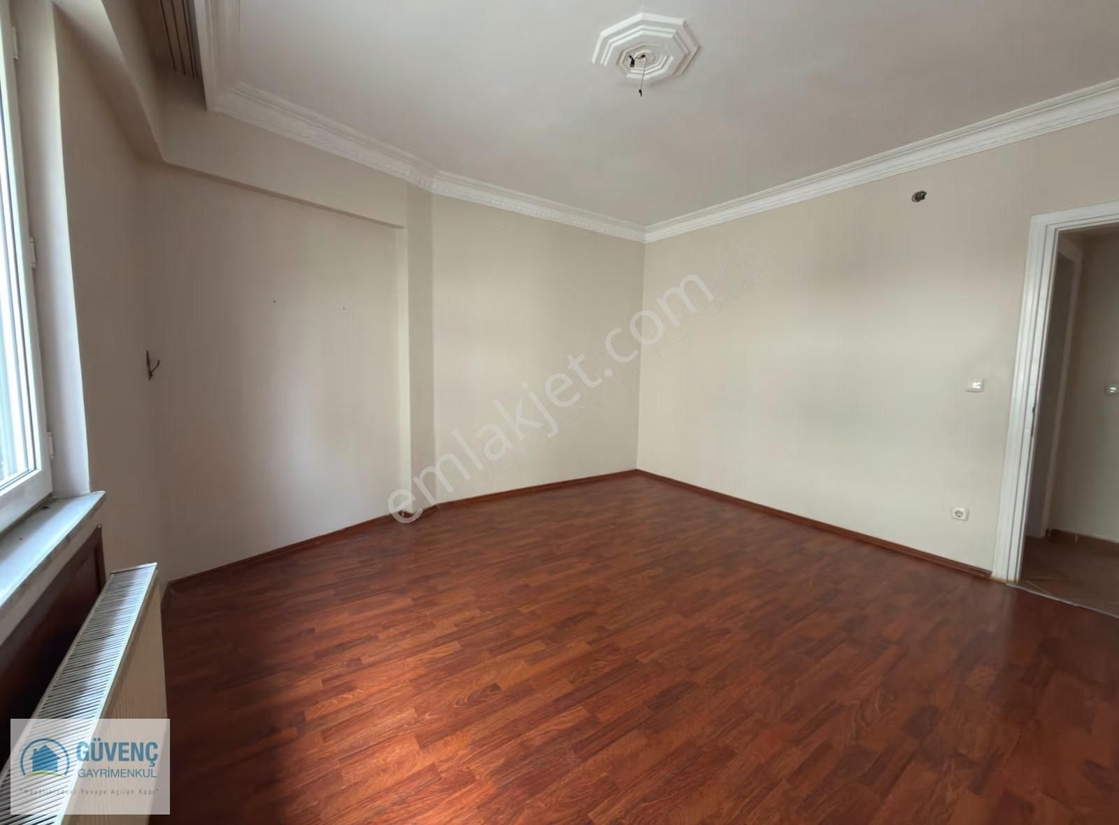 Güvenç'den İstasyon'da Marmaray'a Yakın 3+1 Geniş Daire... - Görsel 2