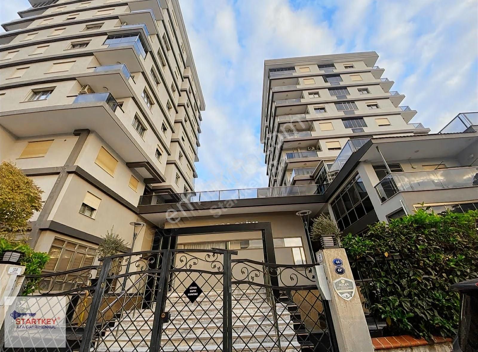 Karşıyaka Örnekköy Mahallesi Site İçi 2+1 Dubleks Satılık Daire