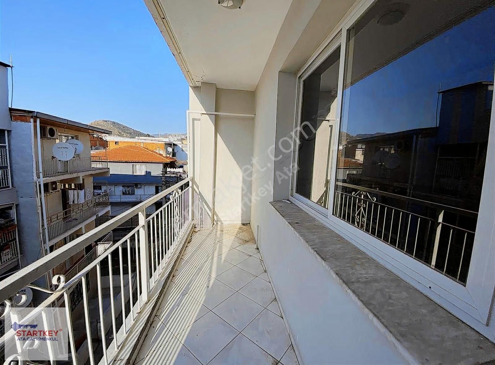 Bayraklı Yamanlar Mahallesi 'nde 3+1 Satılık Daire - Görsel 9