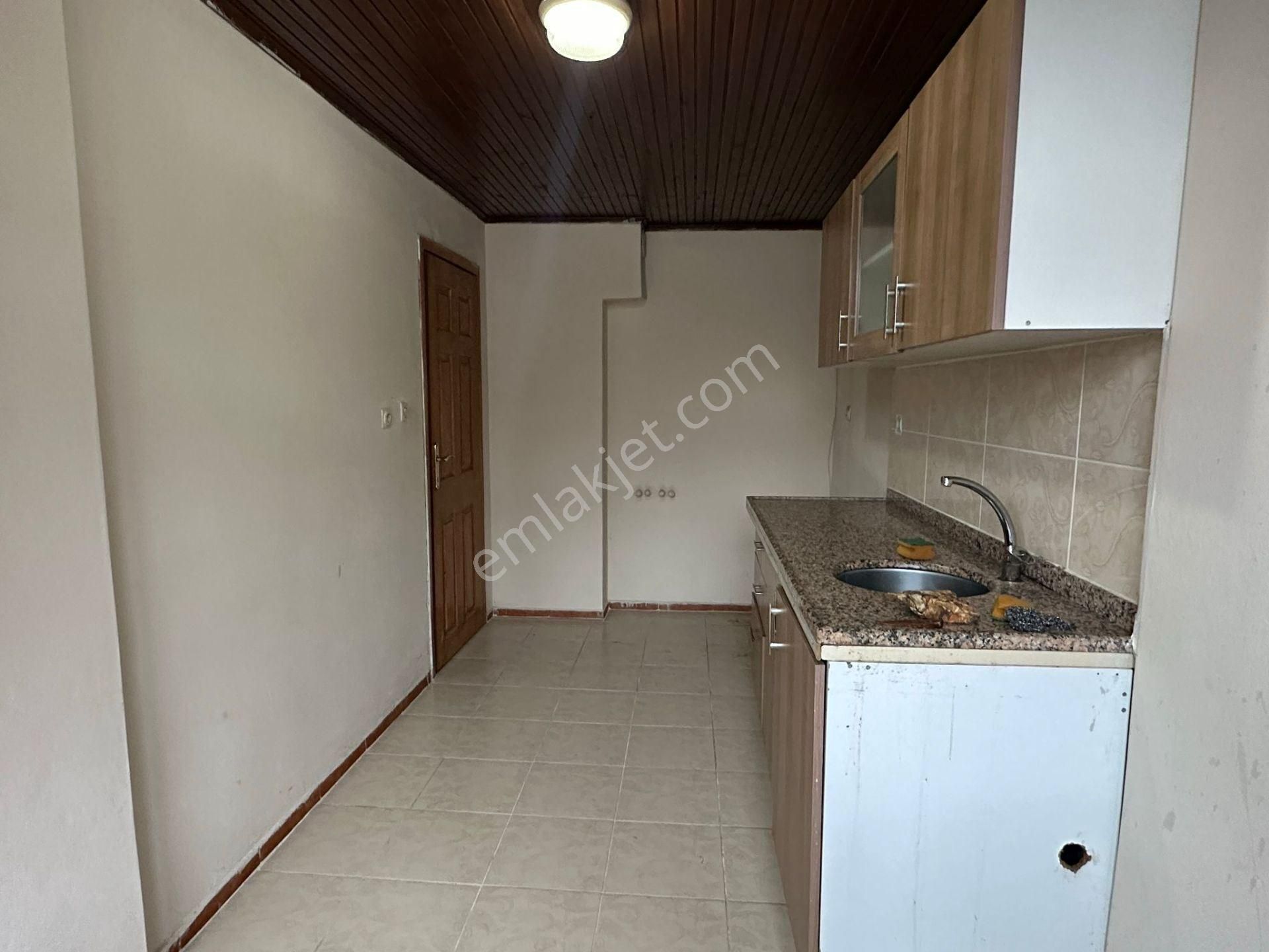 Bağcılar Güneşli Mahallesi Kiralık Teraslı 1+1 Daire - Görsel 33