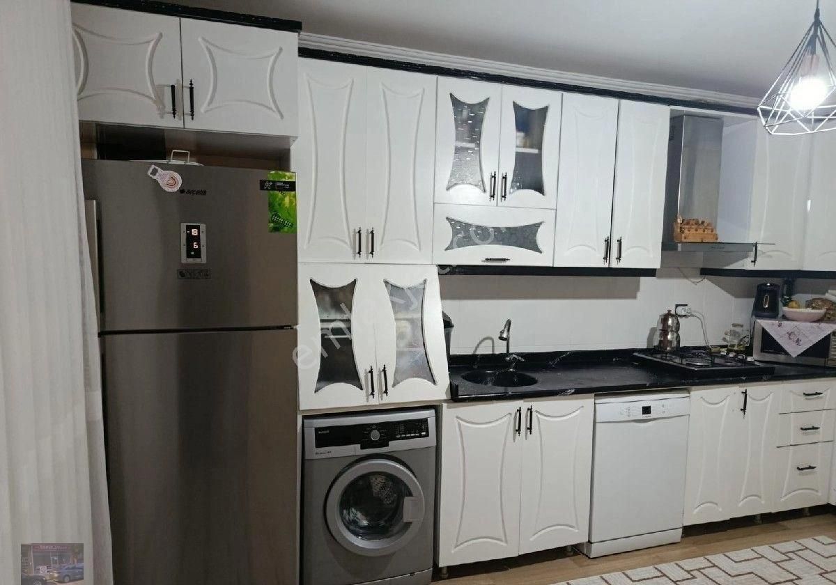 Şehitlik Mahallesinde Süper Konumda Satılık Daire - Görsel 2