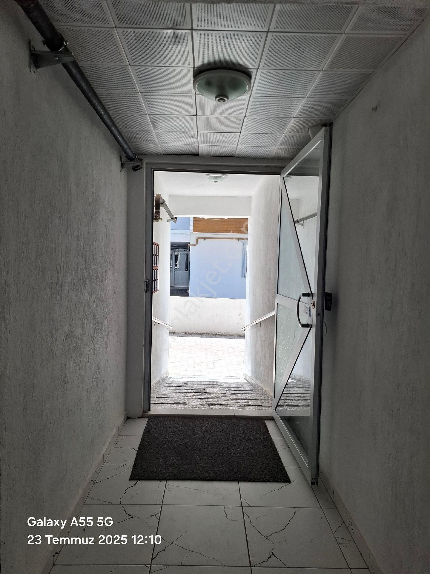 Bayır Mahlesi Okul Bölgesinde 3+1 Kiralık Muhteşem Daire - Görsel 22