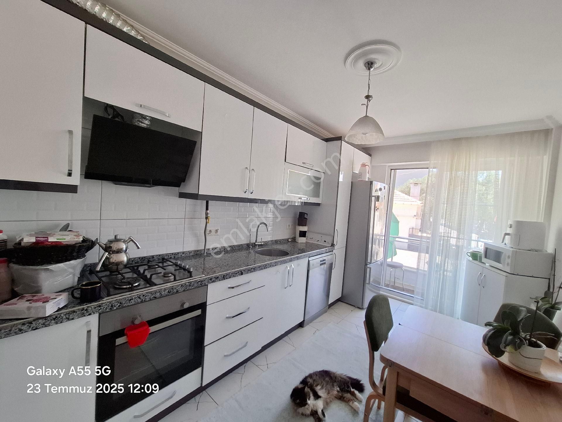 Bayır Mahlesi Okul Bölgesinde 3+1 Kiralık Muhteşem Daire - Görsel 11