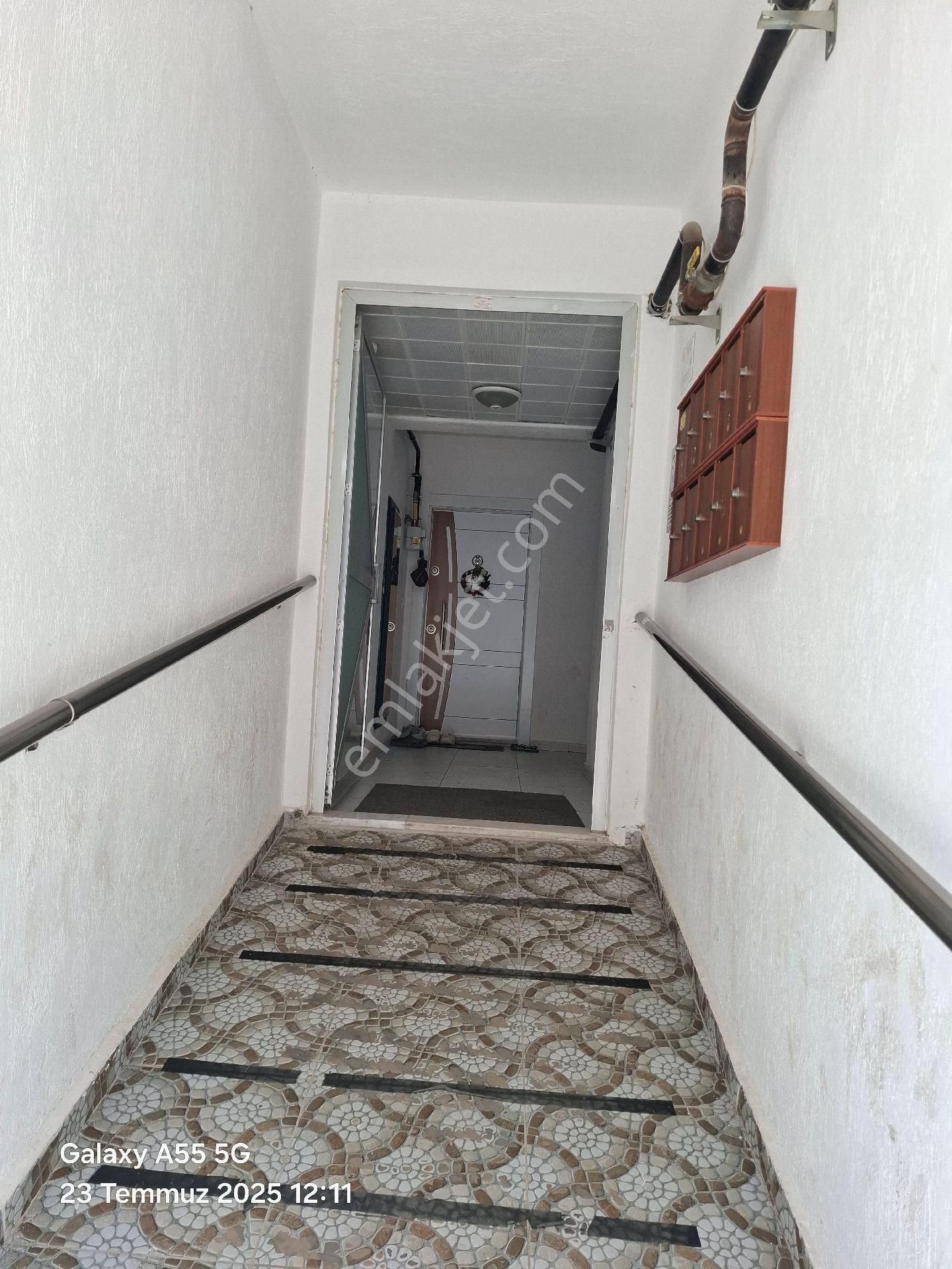 Bayır Mahlesi Okul Bölgesinde 3+1 Kiralık Muhteşem Daire - Görsel 24