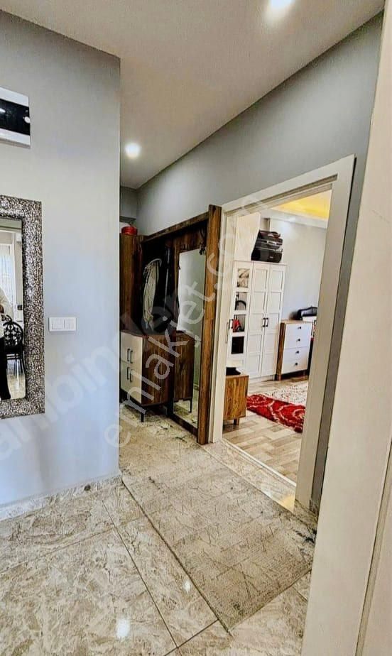 75.yıl Cadde Üzeri 2+1 Katta Full Tadilatlı - Görsel 14