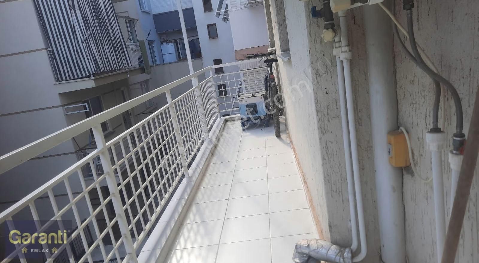 Balçova Teleferik Mah 3+1 Eşyalı Arakat Kiralık Daire