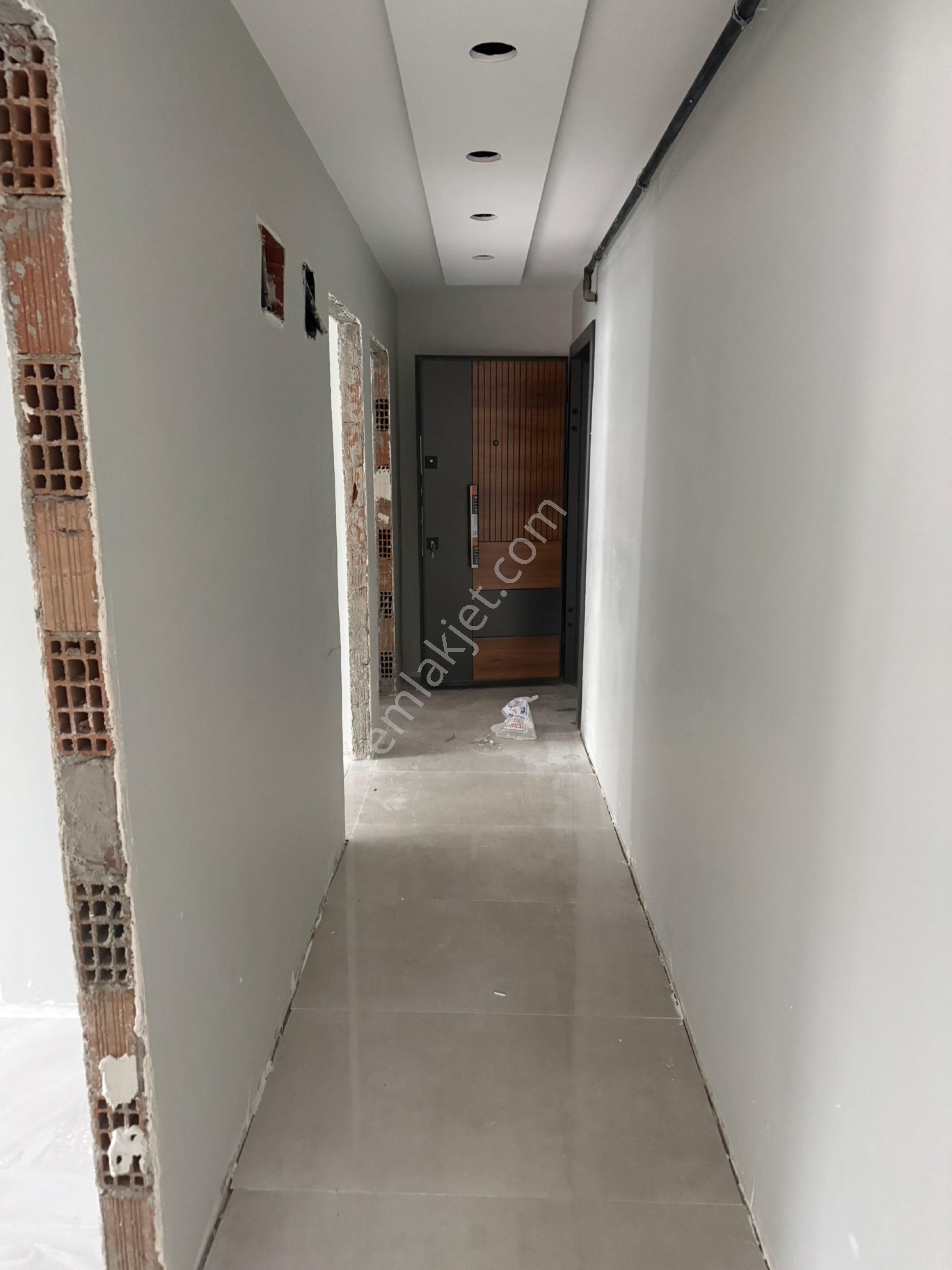 Halkalı Merkez Mah. Tüm Odaları Güneş Gören 2+1 Balkonlu Daire - Görsel 8