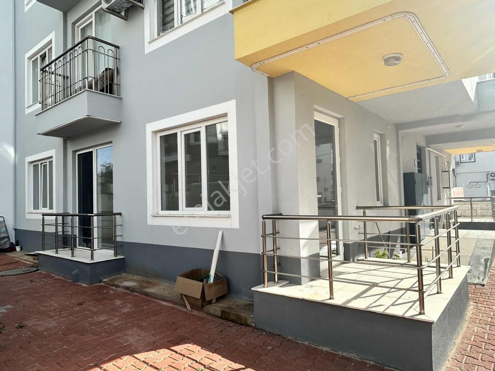 Çamlıbelde Tramvay Dibi Y.giriş Ayrı Mutfak Daire Çok Güzel - Görsel 4